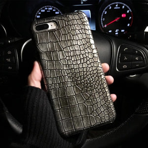 Retro 3D Crocodile Case