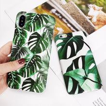 Load image into Gallery viewer, Green Banana Leaves Pattern Case