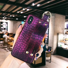 Load image into Gallery viewer, Crocodile Leather Wrist Strap Case