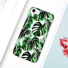 Load image into Gallery viewer, Green Banana Leaves Pattern Case